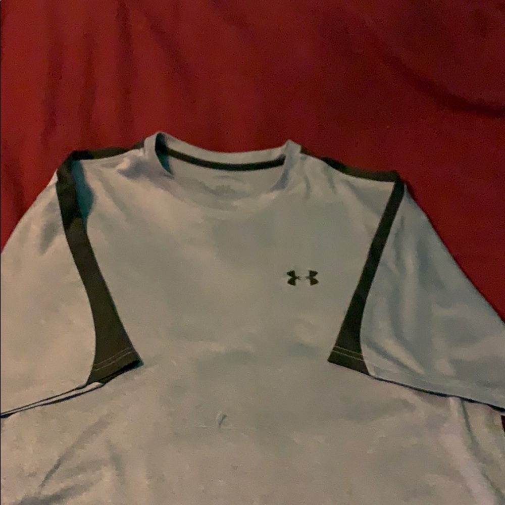 Tee shirt